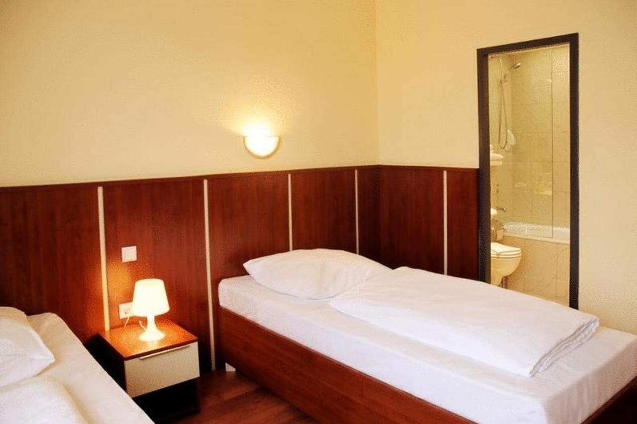 Atlas City Hotel ミュンヘン 部屋 写真