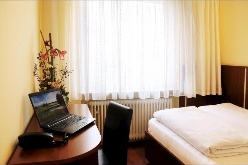 Atlas City Hotel ミュンヘン 部屋 写真